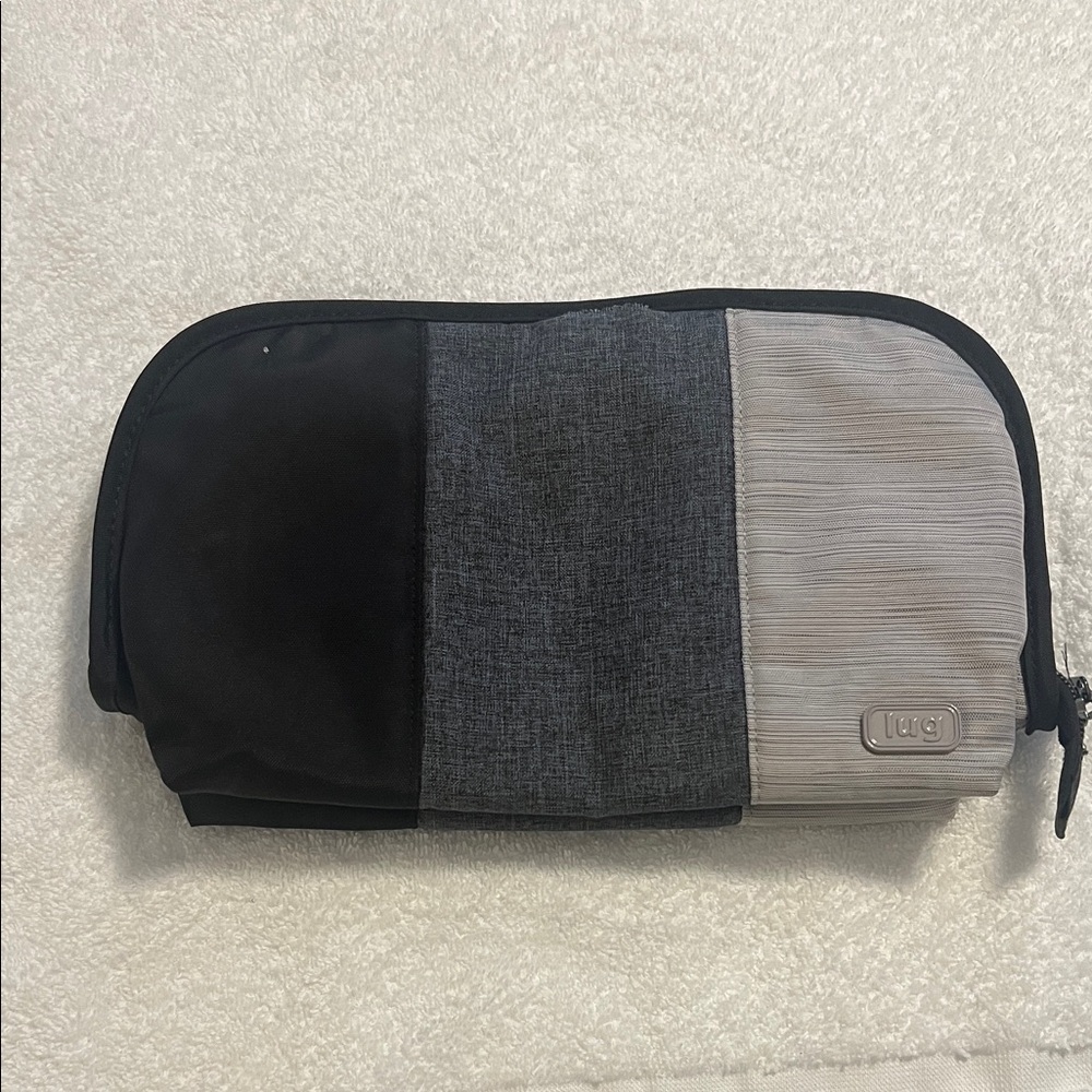 Lug Men's Black and Gray Toiletry Bag